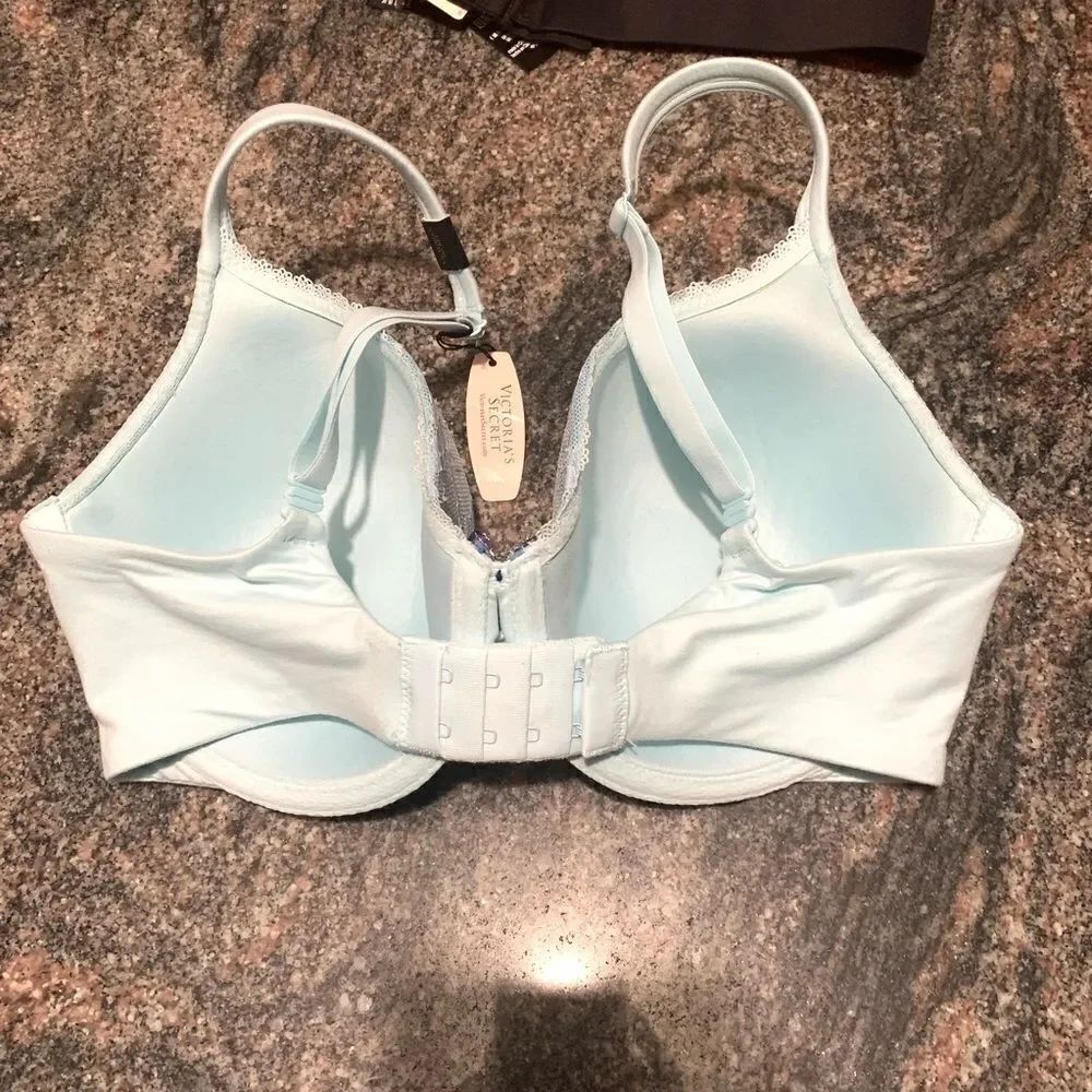 Victoria’s Secret Body Perfect Coverage bra 32DDD
